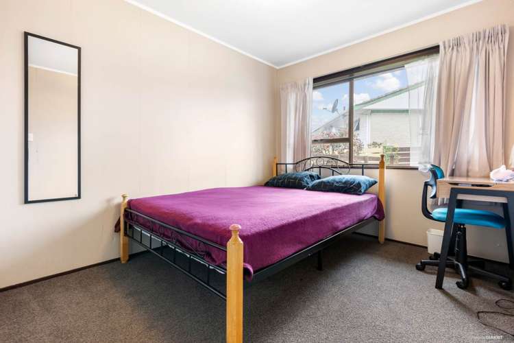 1/29 Trentham Road Papakura_5