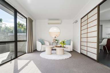 2/5 Hanlon Crescent_3