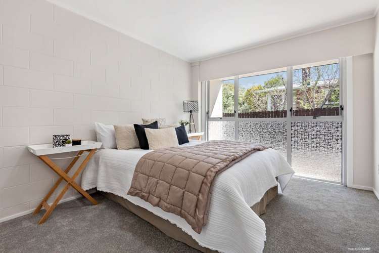 2/20 Waipani Road Te Atatu Peninsula_3