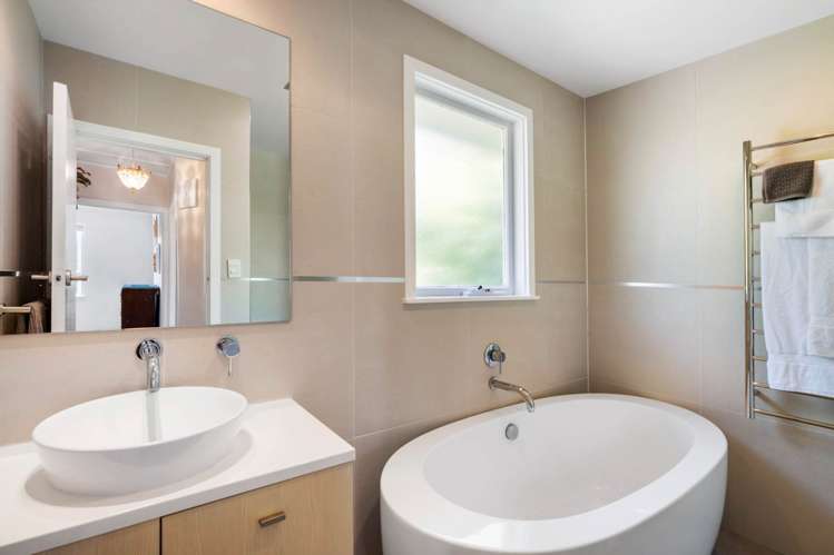 2/11 Thatcher Street Mission Bay_9