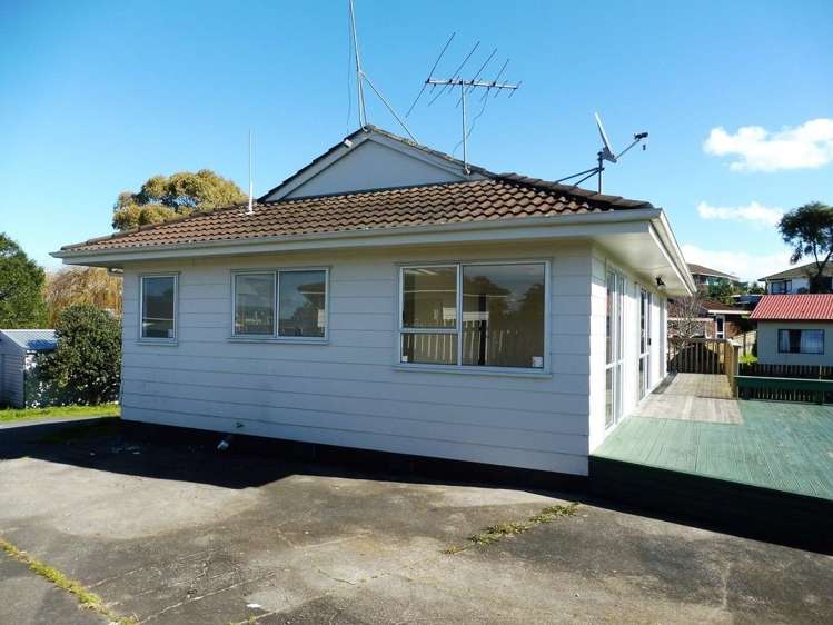 197 Mahia Road Wattle Downs_7