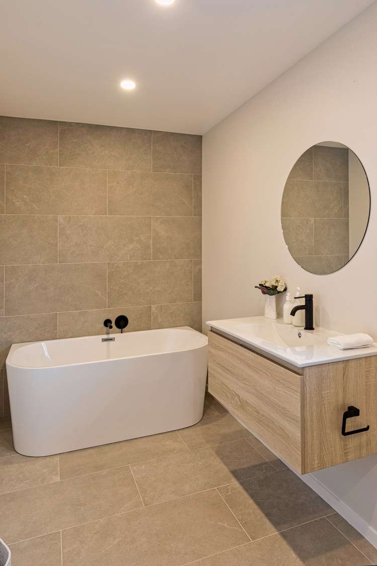 52b Waipani Road Te Atatu Peninsula_11