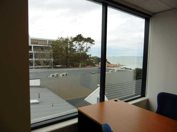 Suite 6/95 Hustmere Road Takapuna_8