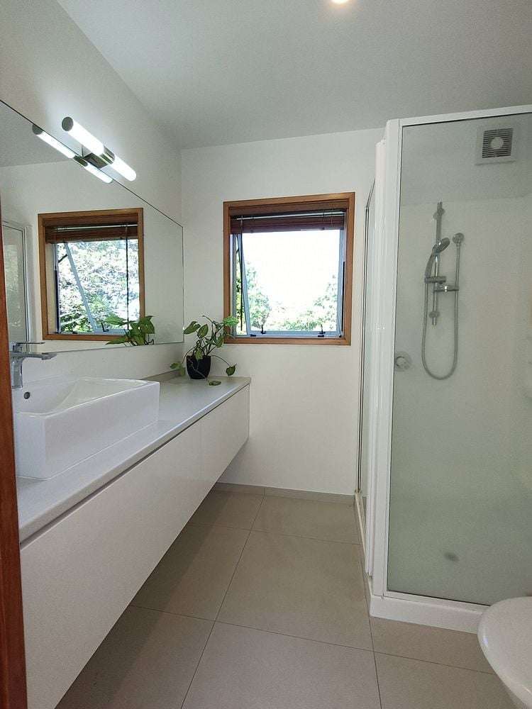 16a Russell Drive Oakura_11