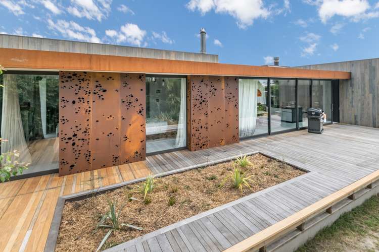 163 Estuary Road South New Brighton_13