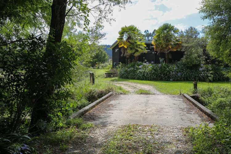 538 Waiwhero Road Ngatimoti_17