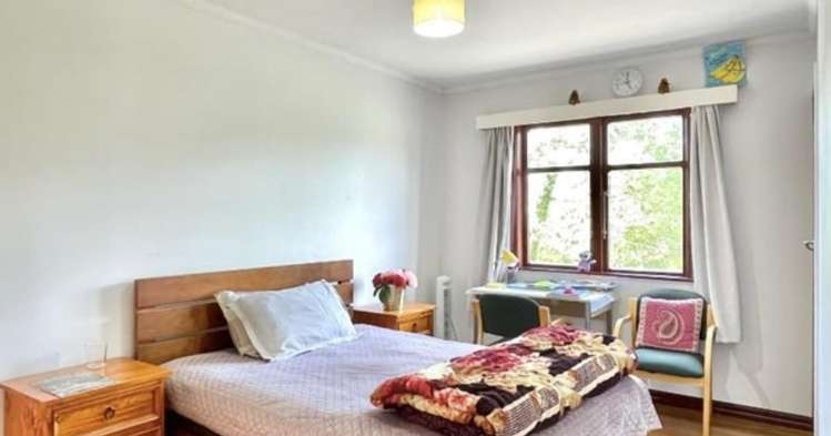 2 Somme Road Silverstream_3