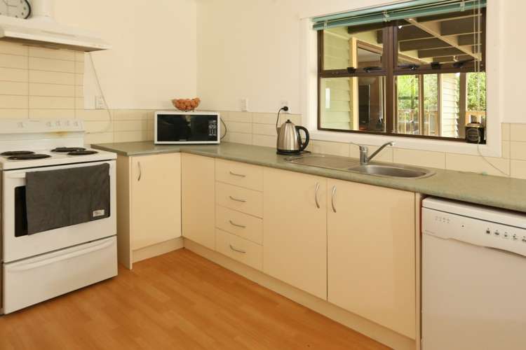 18 Arney Road Ranui_10