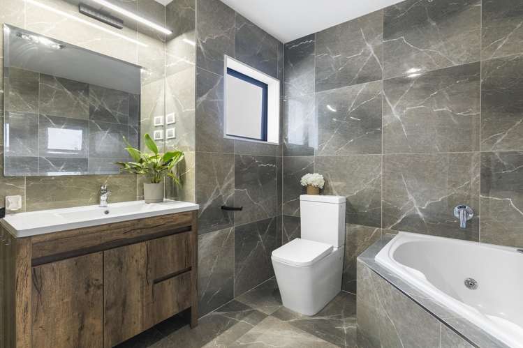 8 Keshvara Road Beachlands_30