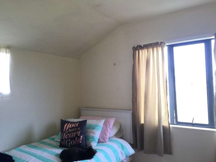 6/4 John Jennings Drive Oteha_5