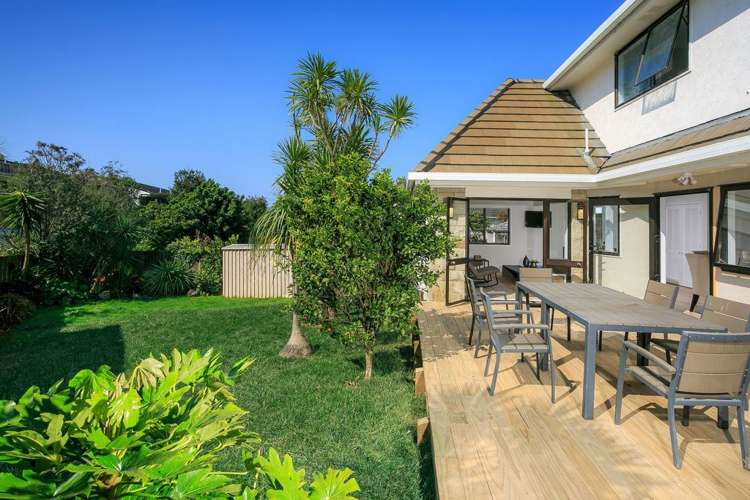 11 Penguin Drive Murrays Bay_11