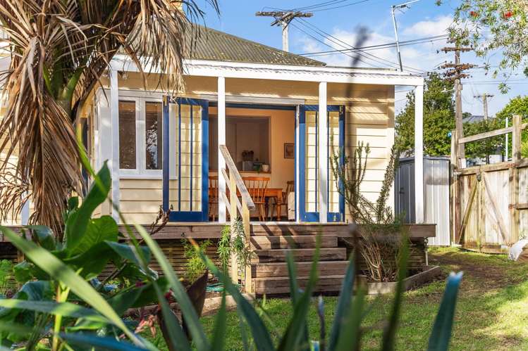 30 Kingsland Avenue Kingsland_16