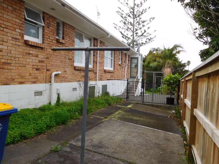 2/16 Margaret Place Milford_9