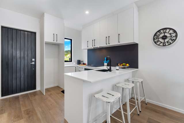 214/30 Long George Drive Totara Park_3