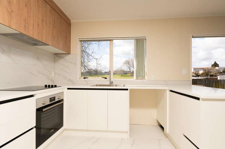 2/19 Velvet Crescent 10693_4