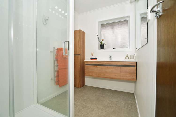 106 Aberdeen Drive Dinsdale_13