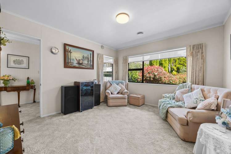 2/7 Waller Avenue Bucklands Beach_13