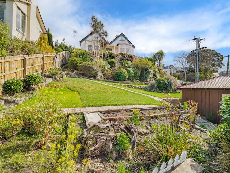 36 Garfield Avenue Roslyn_20