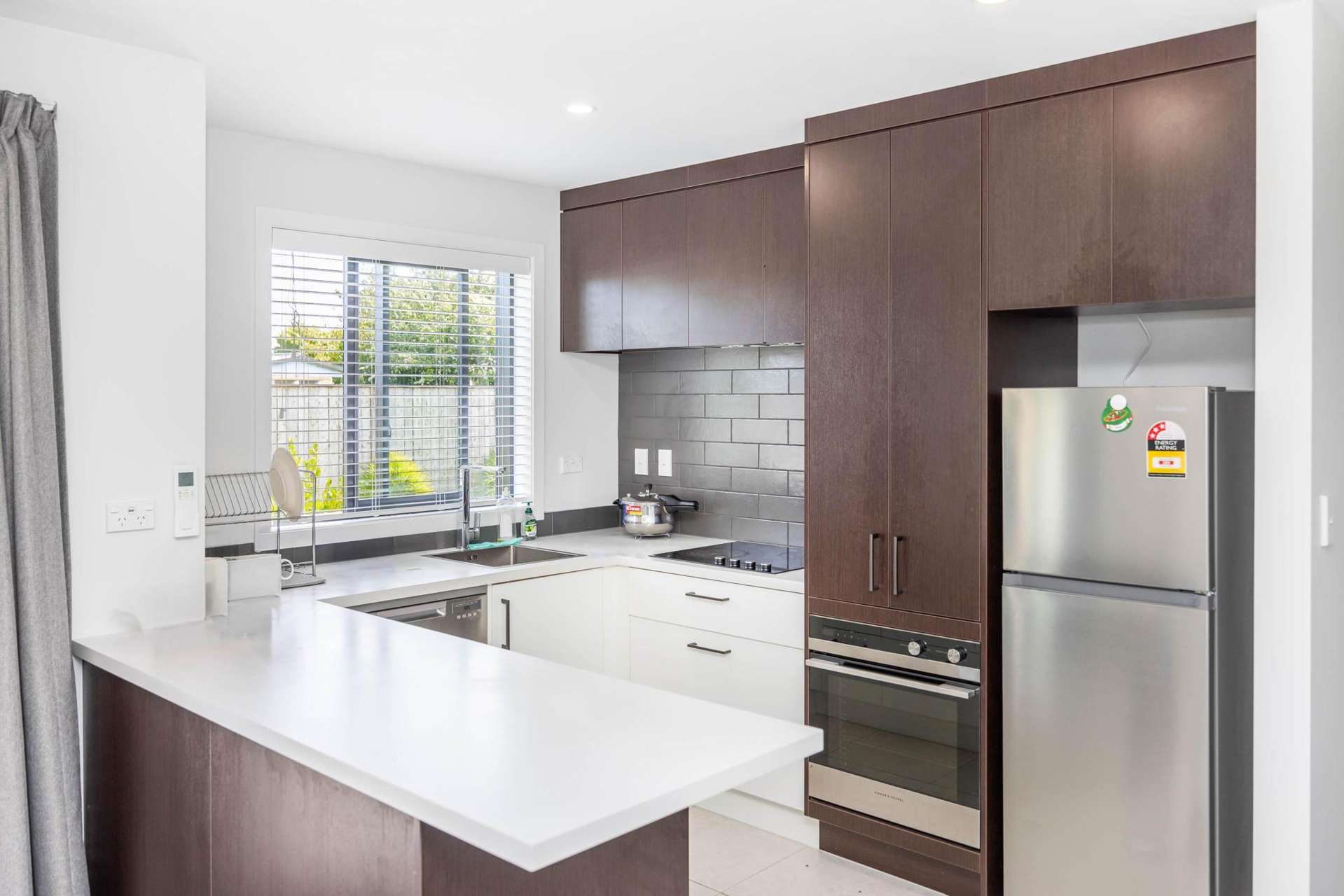 3/1136 Heaphy Terrace Fairfield_0