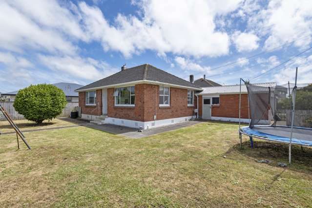 2 Robbins Crescent Hawera_1