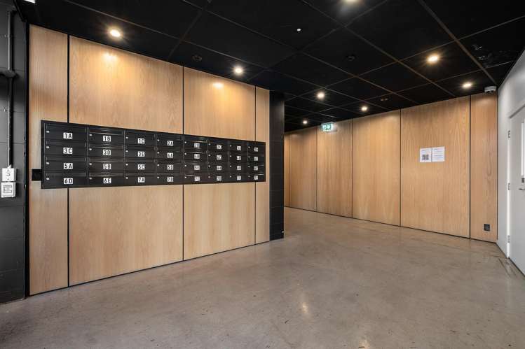 4A/163 Thorndon Quay Pipitea_14