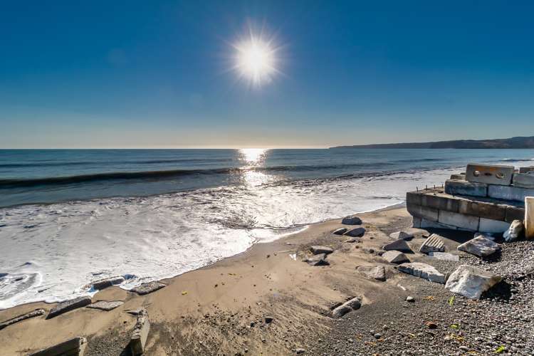 21 Clifton Road Haumoana_1