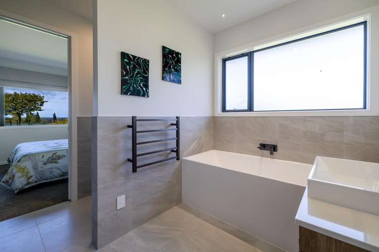 156 Norwegian Road Rotoorangi_15