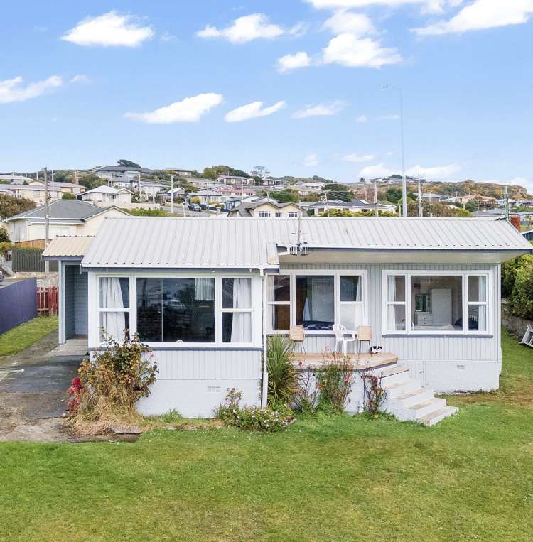 293 Gore Street Bluff_13