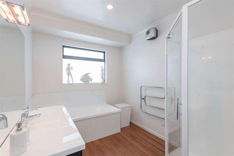 59 Covent Drive Stoke_18