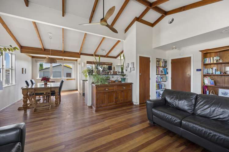 55 Wycliffe Street Onekawa_2