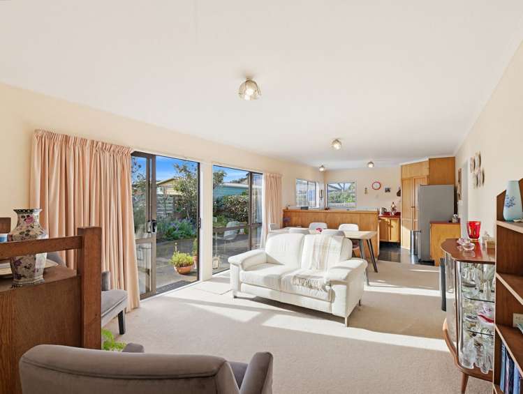 10 Downes Avenue Springvale_13