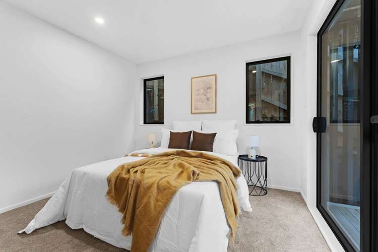 24A Zingaro Place Massey_11