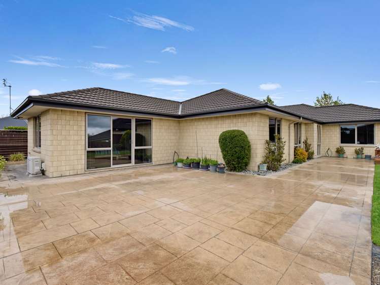 12 Hasendene Drive Lincoln_31