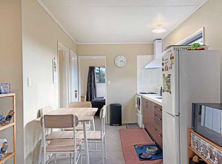 32 Kirkland Street Green Island_26
