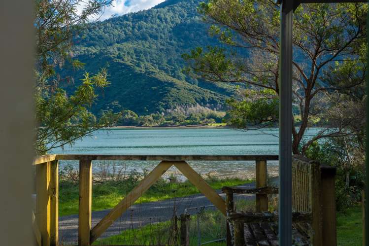 6694 Kenepuru Road Marlborough Sounds_50