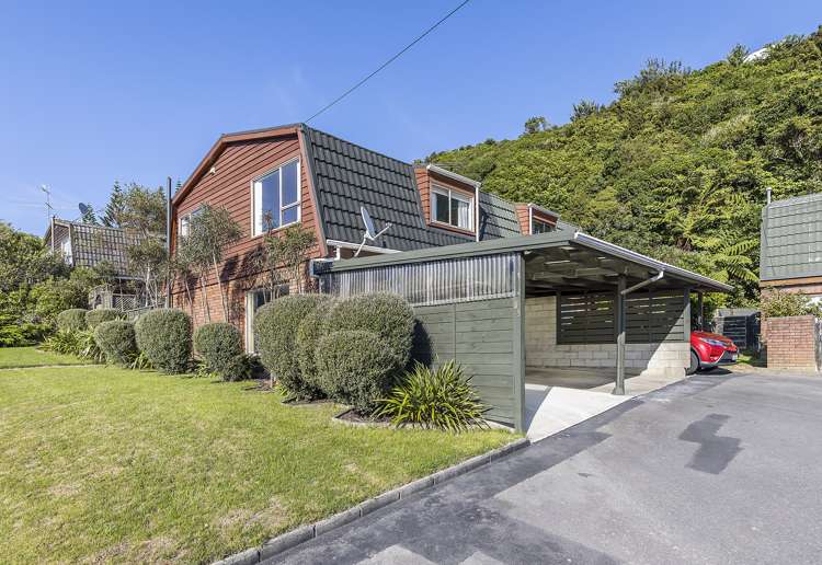 85 Churton Drive Churton Park_11