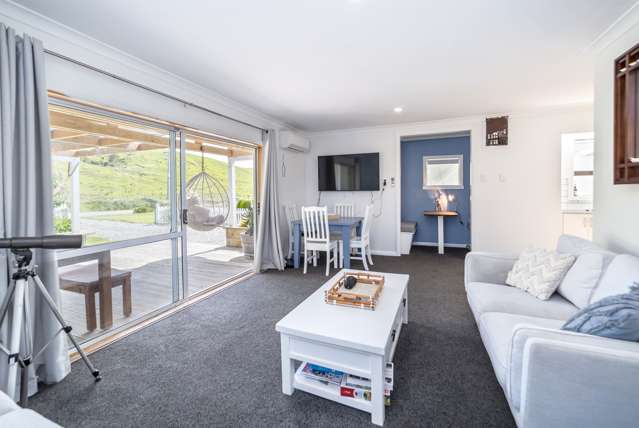 67 Whangaimoana Beach Road Pirinoa_4