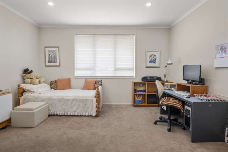 12 Mayall Avenue Beach Haven_18