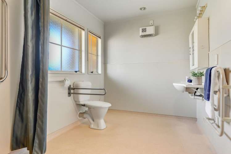 10 Longford Court Forest Lake_15