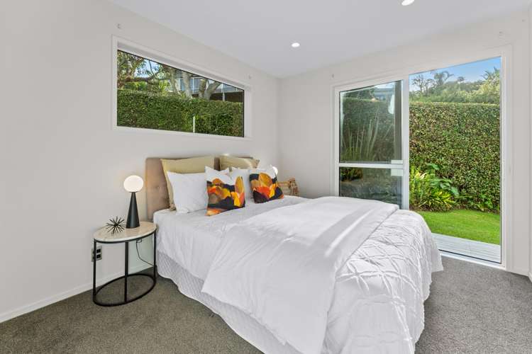 88 Churchill Road Murrays Bay_13