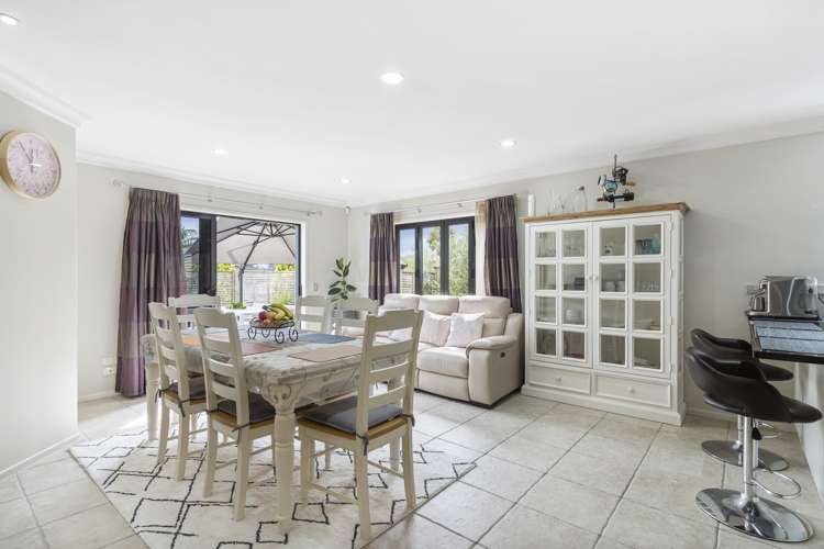 14 Phoenicia Court The Gardens_3