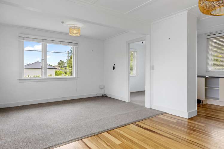 19 Waitahanui Avenue Taupo_5