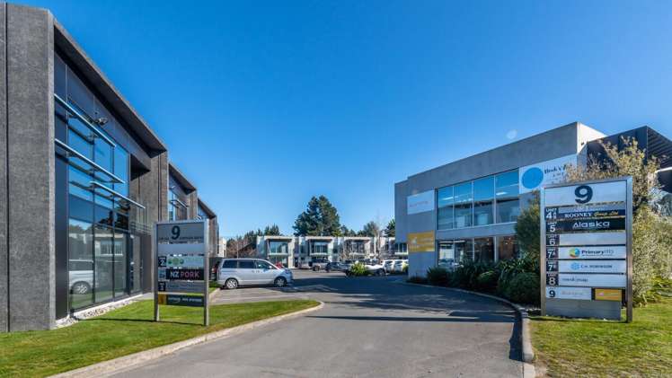 Unit 7, 9 Sir Gil Simpson Drive Burnside_1