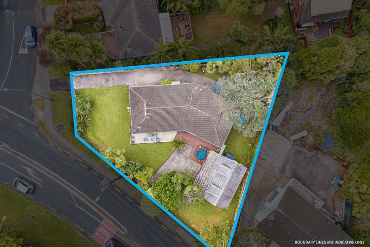 156 Godley Road Titirangi_1