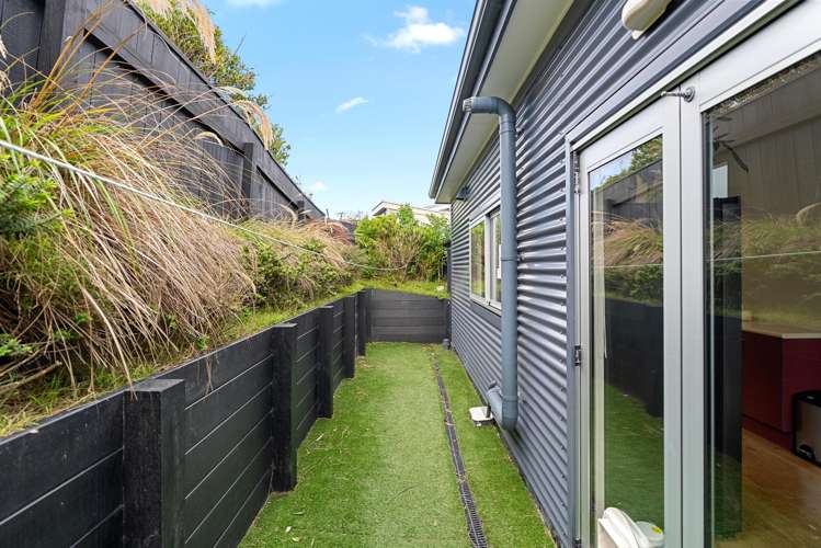 121A Wexford Road Miramar_17