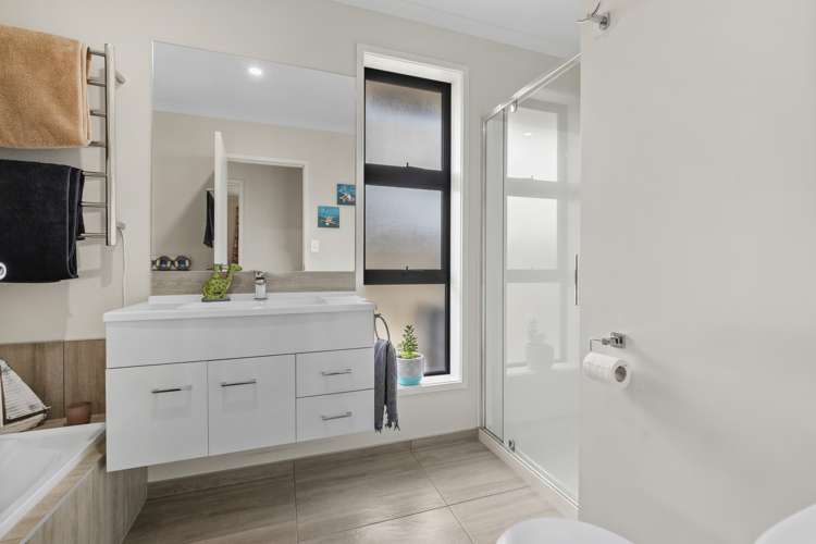 20 Costello Drive Ngatea_15