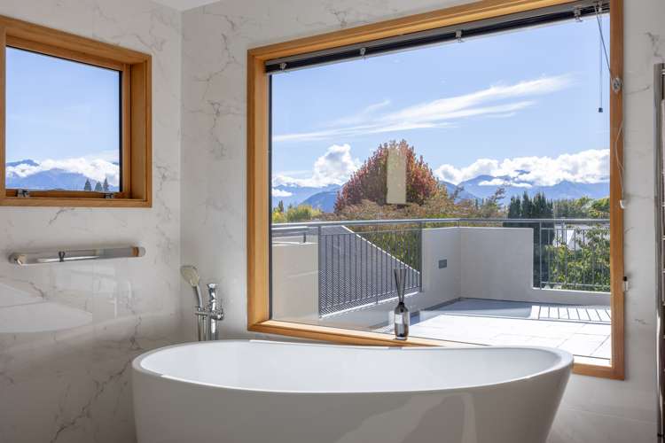 83 Meadowstone Drive Wanaka_13