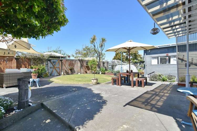 106 Dunns Avenue The Pines Beach_18