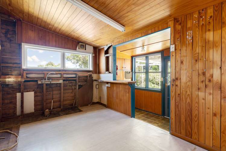 1/41 Deep Creek Road Waiake_12