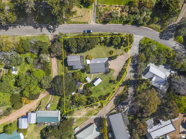 29 Calais Terrace Ostend_32